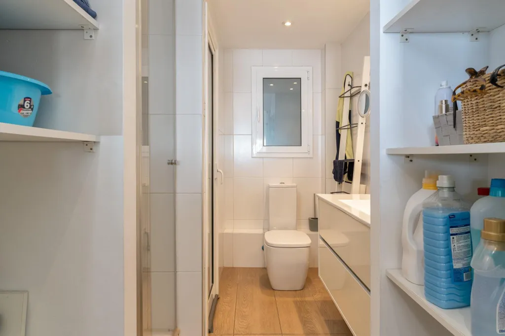 Vannitoad - Beachfront Luxury Apartment in Lloret de Mar