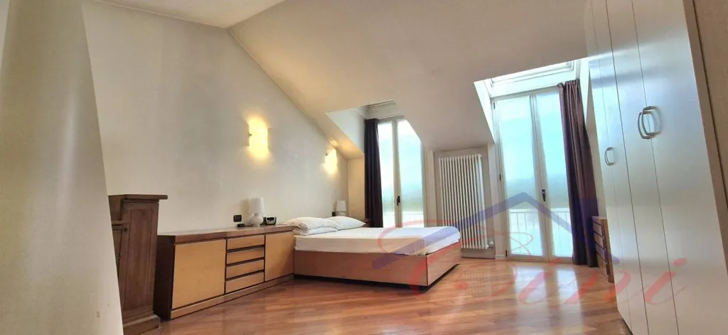 Magamistoad - Modern Apartment with Terraces in Lecco Centre