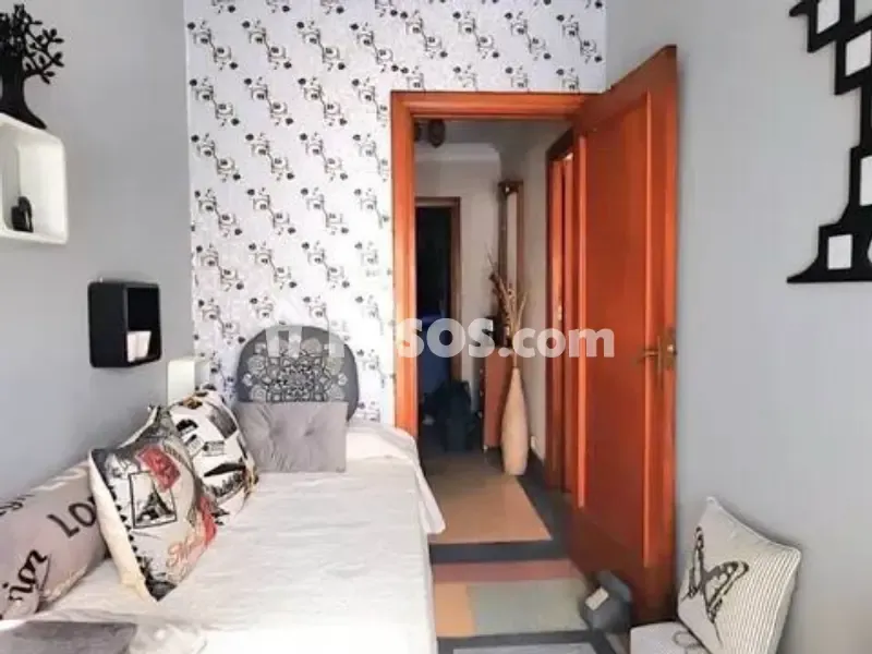4 magamistoaga maja asukohas ES