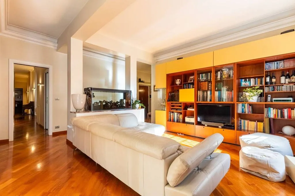 Elutuba - Luxury Flat with Balcony in Rome's Trieste