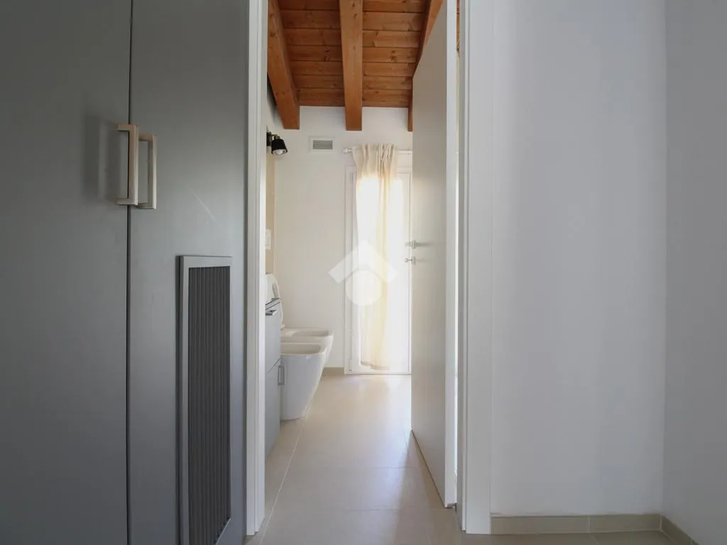Esik - Fully Furnished Studio with Balcony in Chiampo