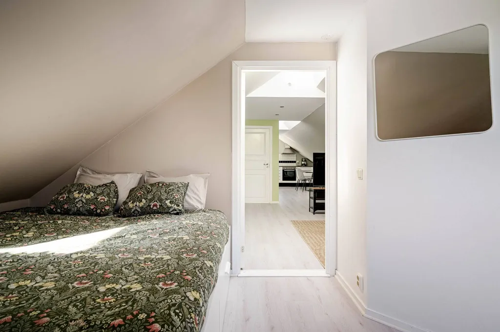 Magamistoad - Modern Flat with Pitched Roof in Helsingborg