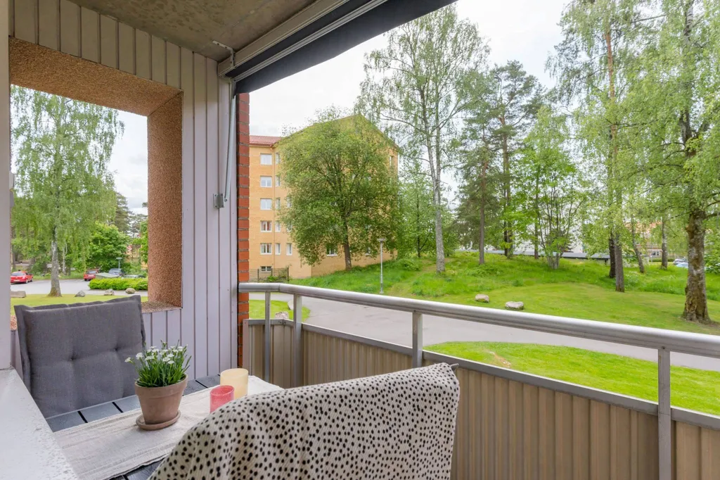 Balcon - Apartment with Balcony in Tullen, Borås