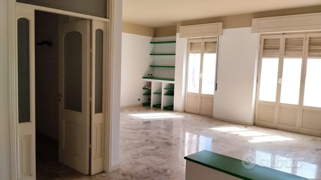Toad - Spacious Apartment with Balcony in Central Siracusa