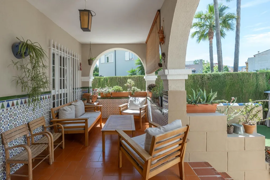 Terrass - Chalet with Pool and Terrace in Gojar