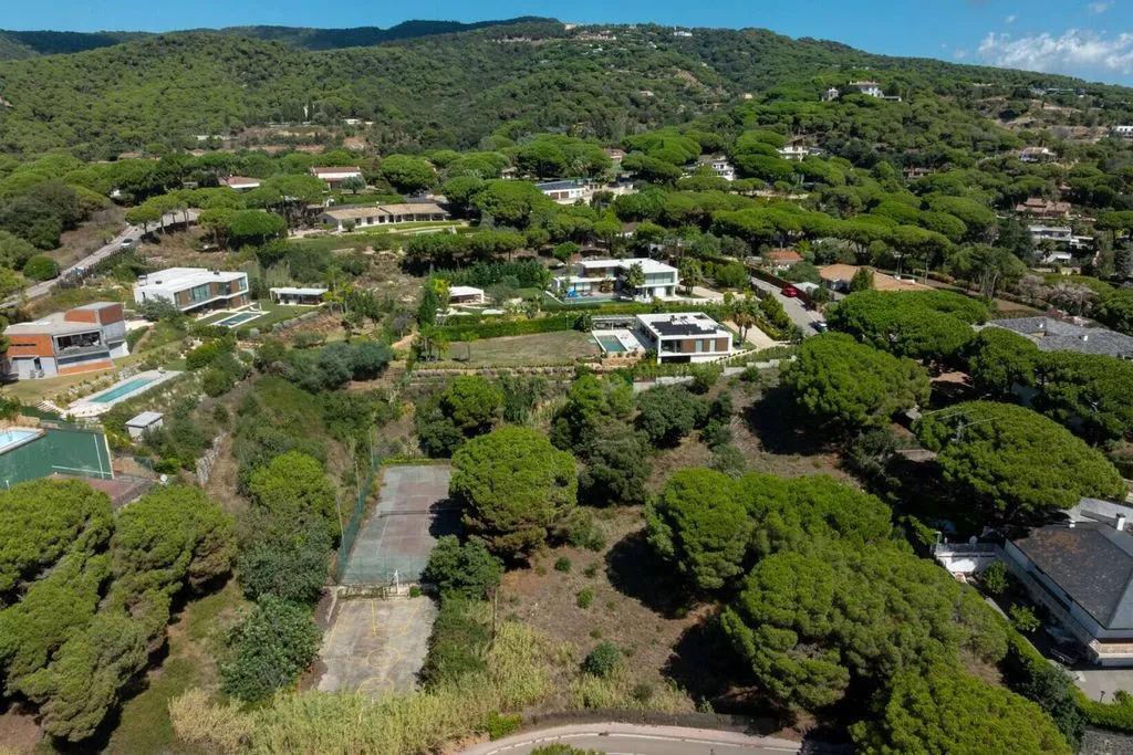 Large Plot in Rocaferrera, Sant Andreu de Llavaneres