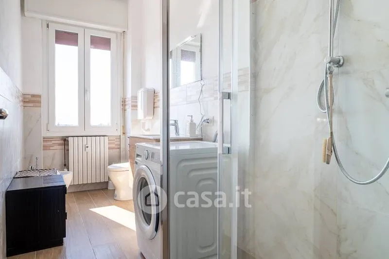 Salles de bain - Apartment with Balcony and Garage in Voghera