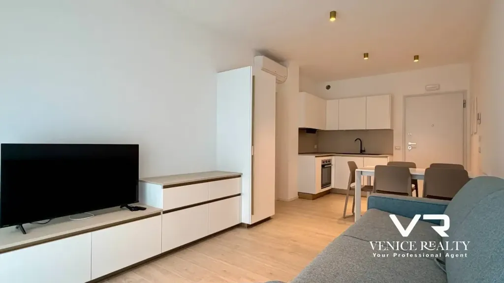Séjour - Trilocale with Private Garden in Jesolo