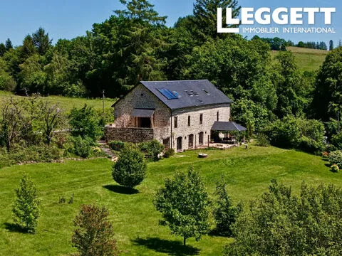 Aerial - 6-room house in Saint-hilaire-les-courbes