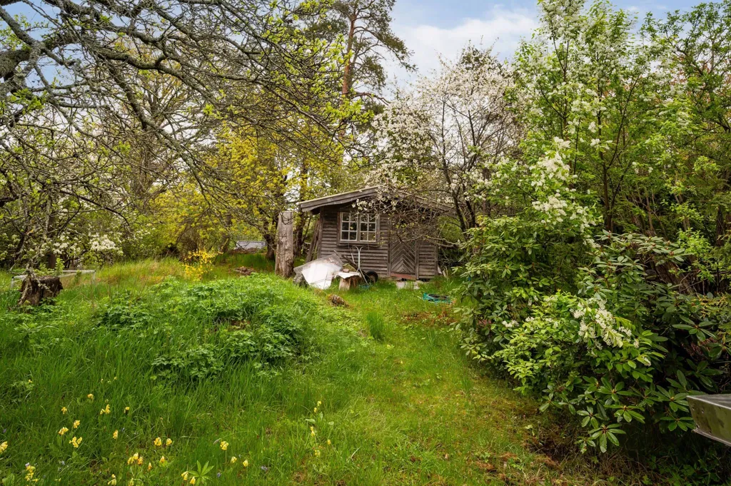 Aed - Villa with Development Potential in Snättringe