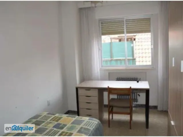 Bedrooms - Apartment with Balcony in Barrio Blanco