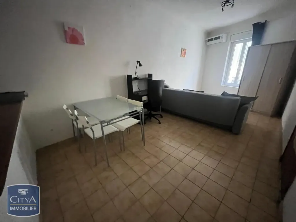 Sala da pranzo - Meubled Studio in Nîmes St Cézaire
