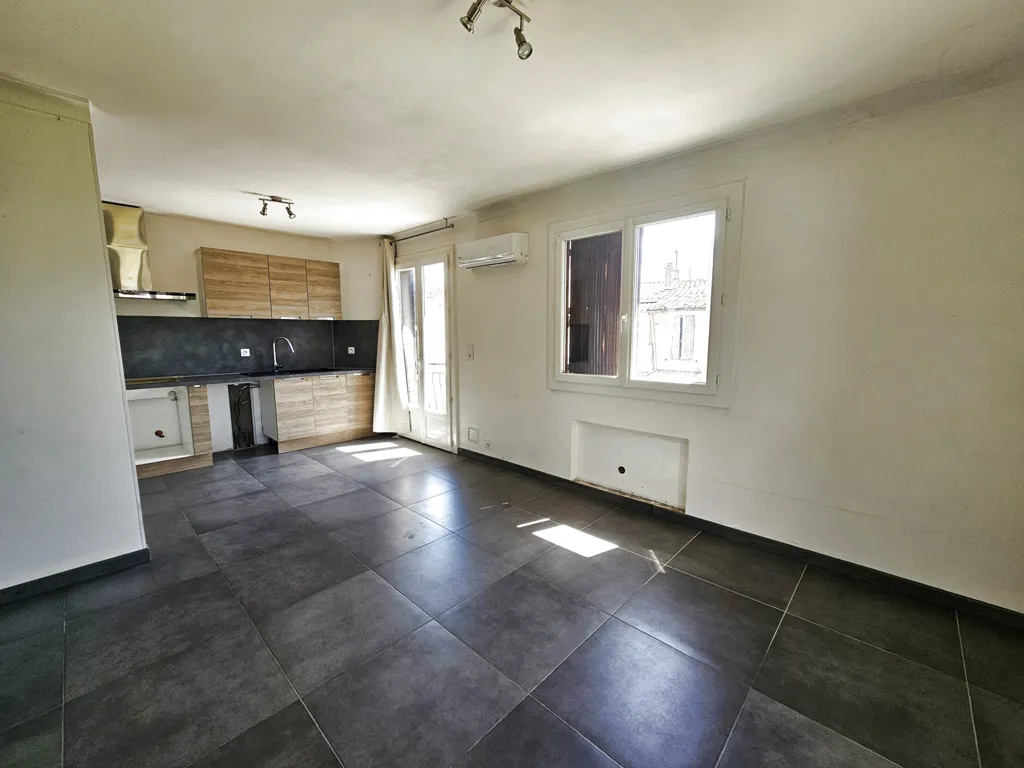 Soggiorno - House with Terrace in Aimargues