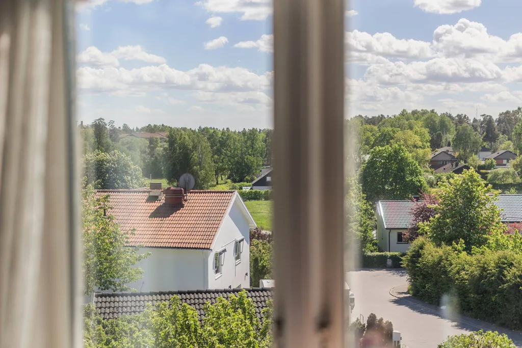6-toaline maja asukohas Lidingö kommun