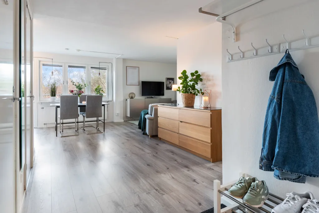 Esik - Apartment with Balcony in Brunn, Ingarö