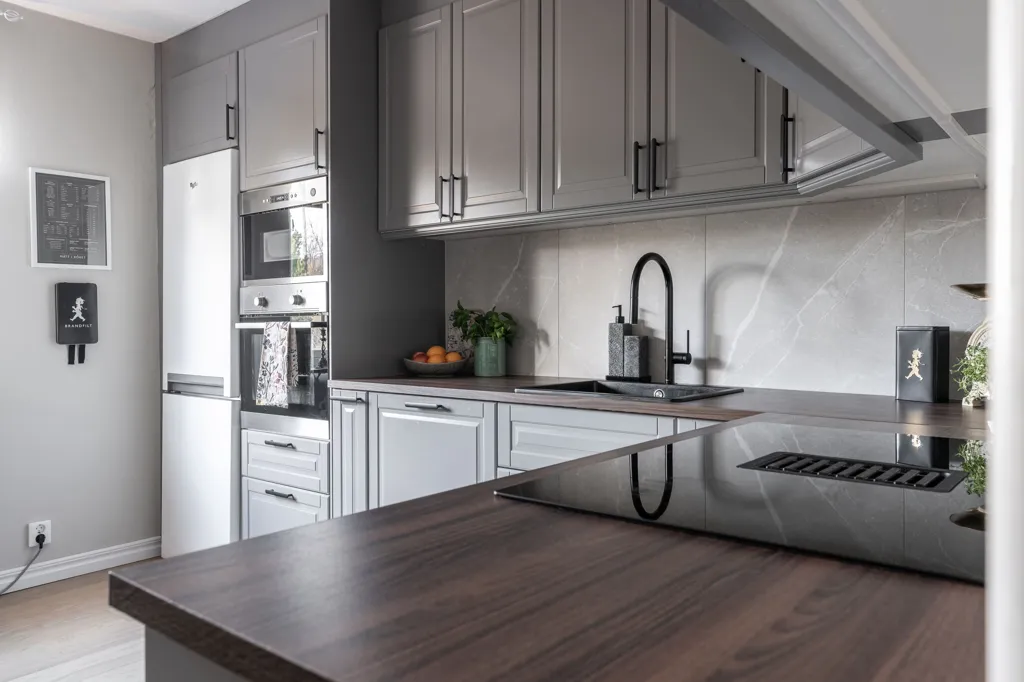 Cuisine - Renovated Apartment with Balcony in Frösön