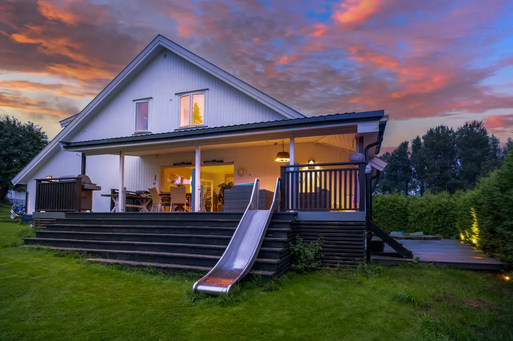 Esterno - Casa di 6 locali a Fjellhamar