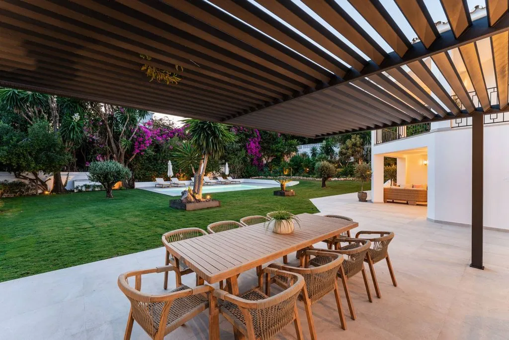 Terrasse - Contemporary Villa with Sea Views in Marbella
