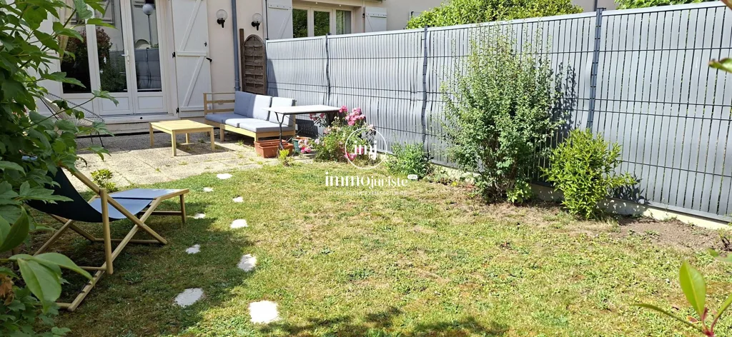 Duplex Flat with Garden View in Limoges