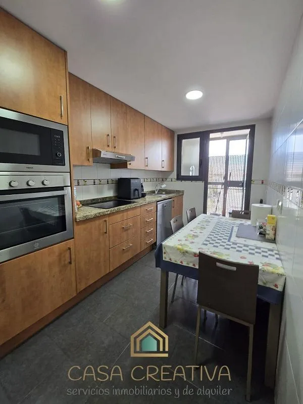 Cuisine - Apartment with Pool in Parque Sensal, Castellón