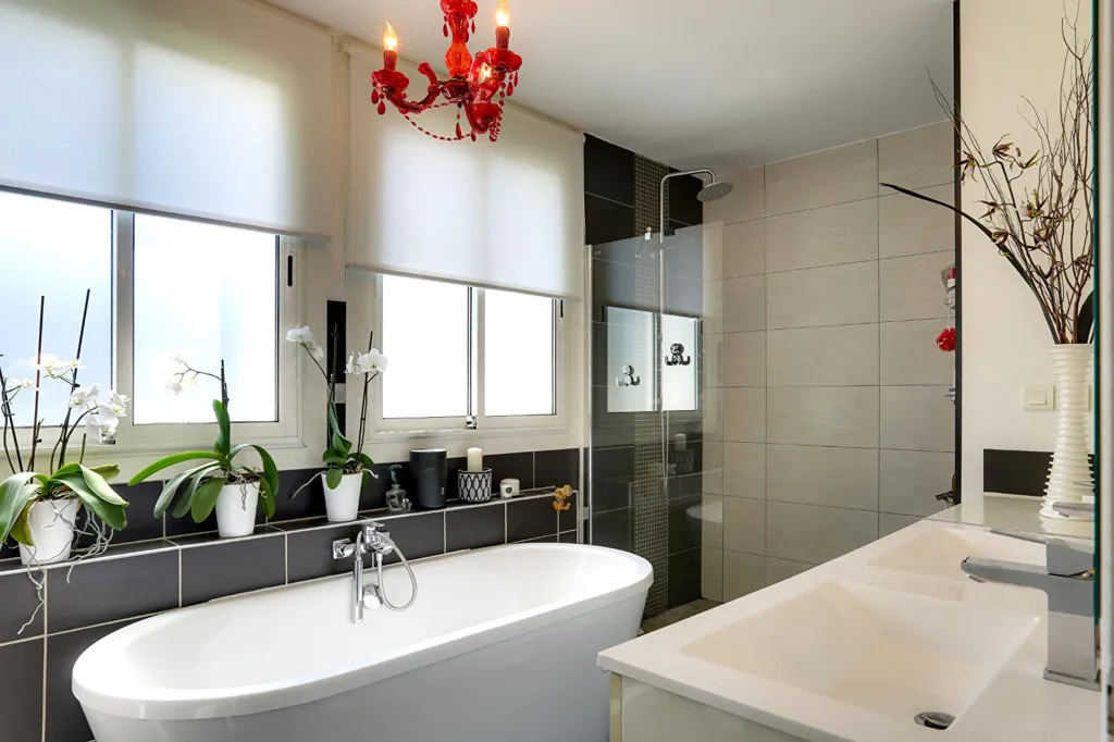 Bathrooms - Architectural Villa with Pool in Labatut