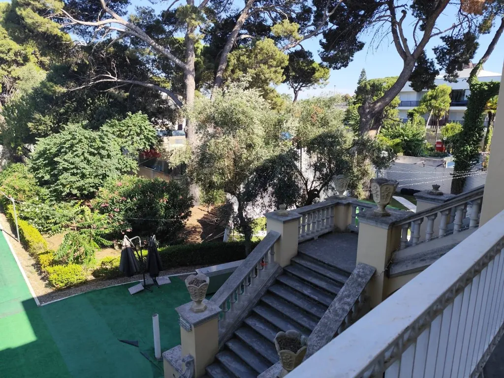 Jardin - Historic Villa with Garden in Bari Carrassi