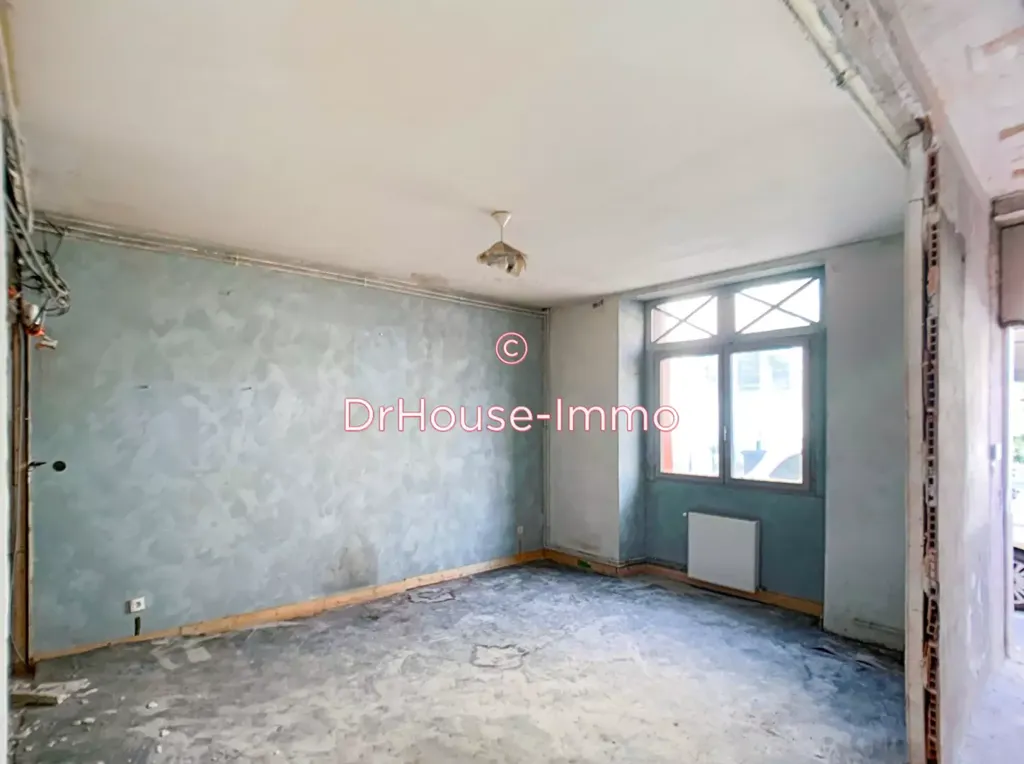 Pièces - Maison à Rénover avec Cour Privée à Bordeaux