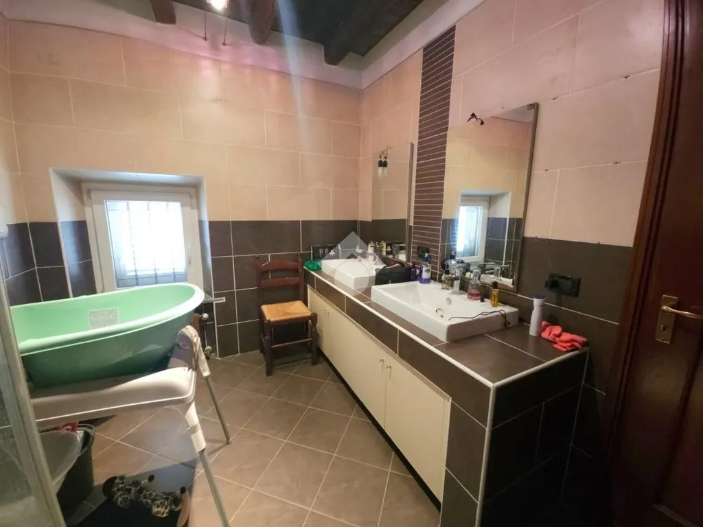 Vannitoad - Spacious Independent House in Goito
