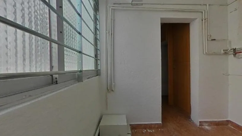 Pièces - Family-orientated Flat with Balcony in Mataró