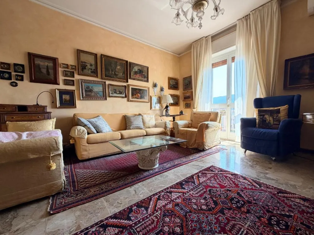 Soggiorno - Trilocale with Balcony in Brescia