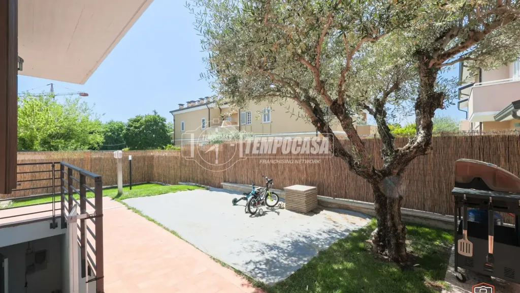 Aed - Ground Floor Apartment with Private Garden in Forlì