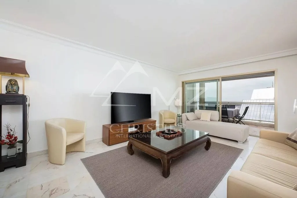 Séjour - Appartement Luxe avec Vue Mer à Cannes