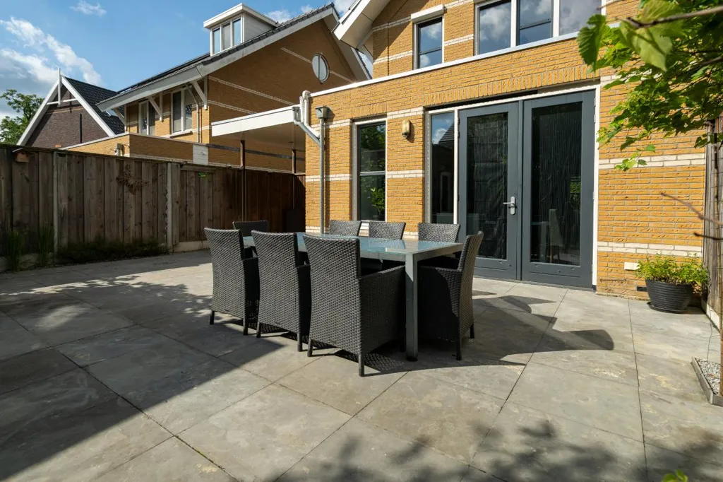Terrass - Estate-Ready House with Garden in Enschede