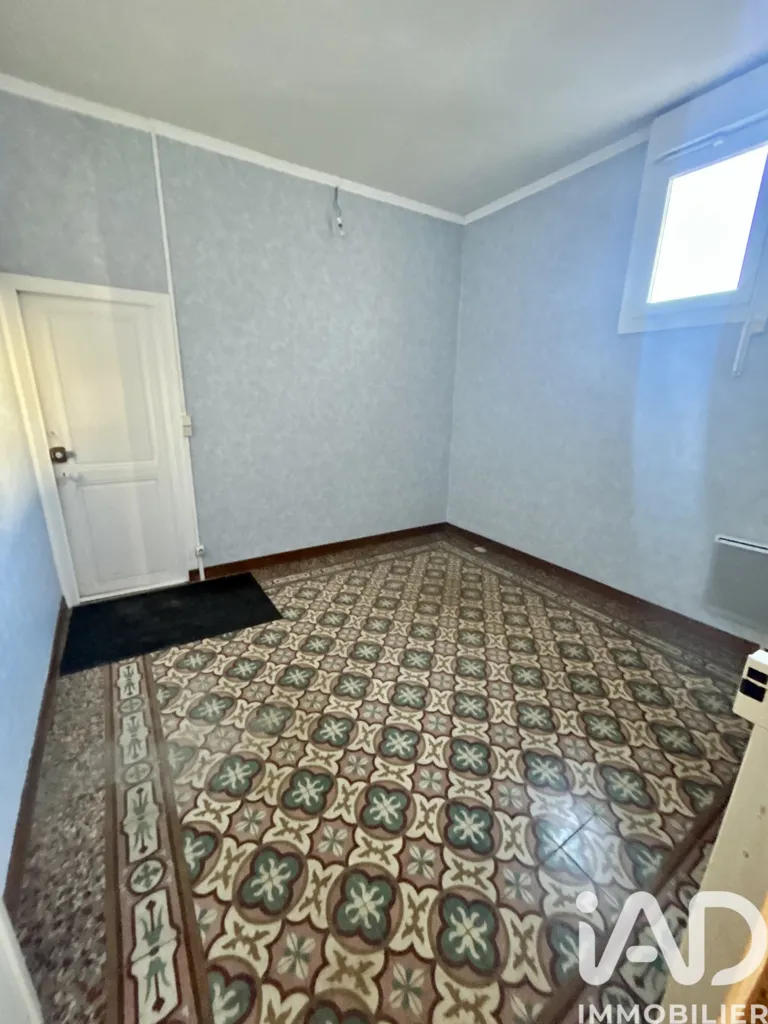 Pièces - Maison de Caractère avec Cours à Montblanc
