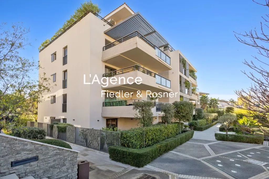 Extérieur - Appartement avec Jardin et Jacuzzi à Saint-Tropez