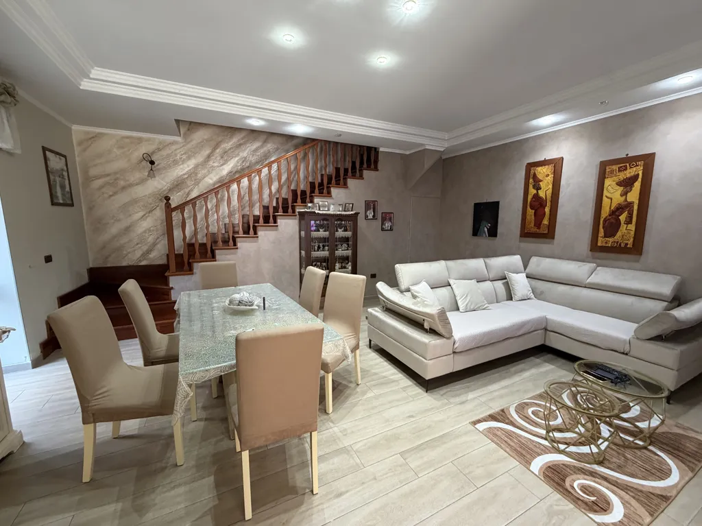 Elutuba - Apartment with Terrace in Casoria Centre