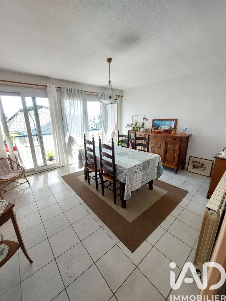 Söögituba - T3 Apartment with Loggia in Tarbes