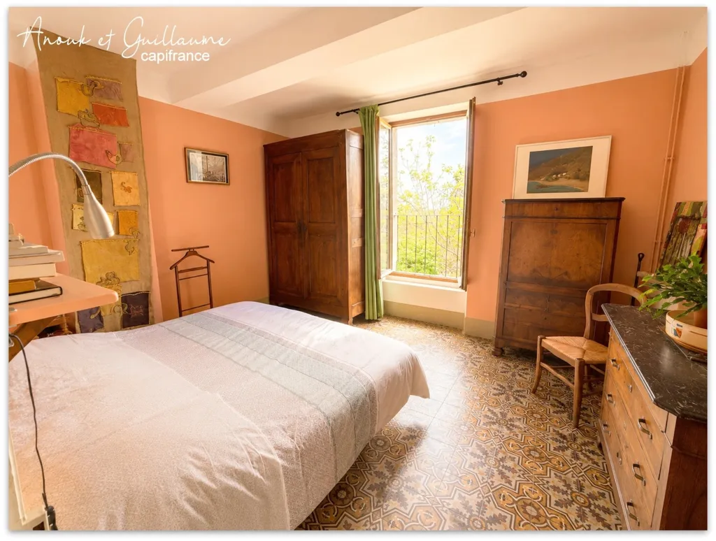 Chambres - Maison Vigneronne avec Garage à Roujan