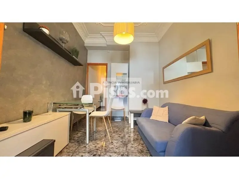 Séjour - Studio with Balcony in Ensanche Area