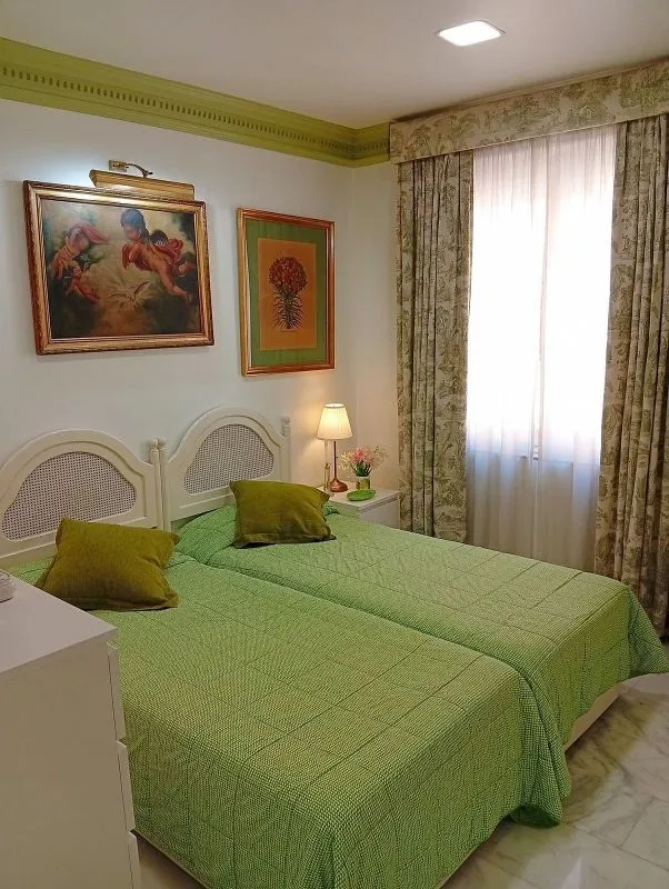 Magamistoad - Modern Flat with Balcony in Ensanche Centro