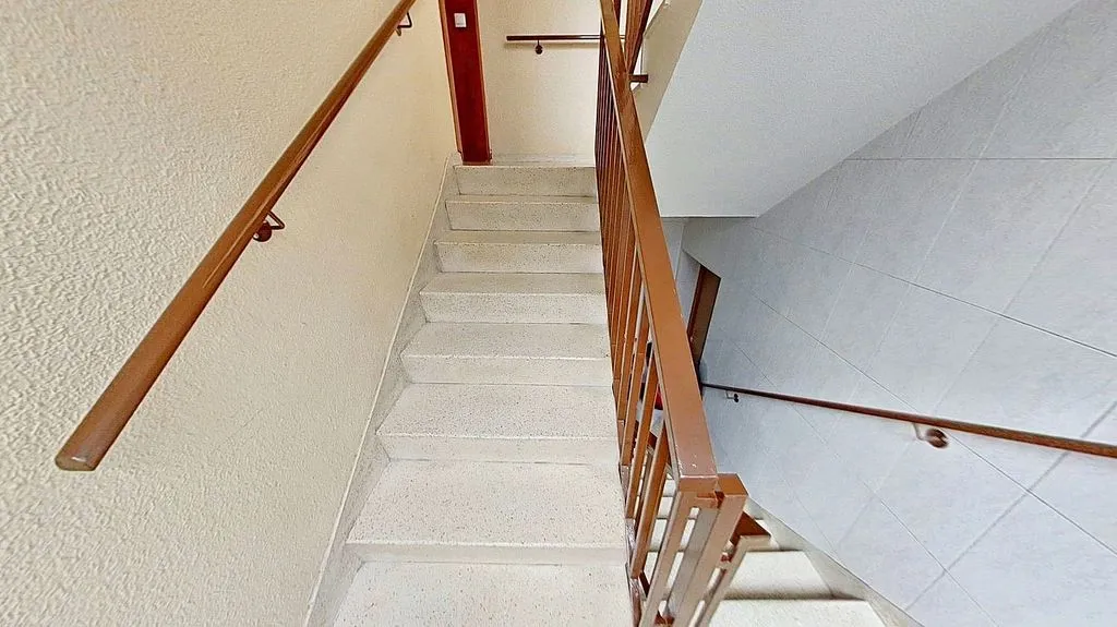 Rooms - Furnished Flat with Heating in Entrevías