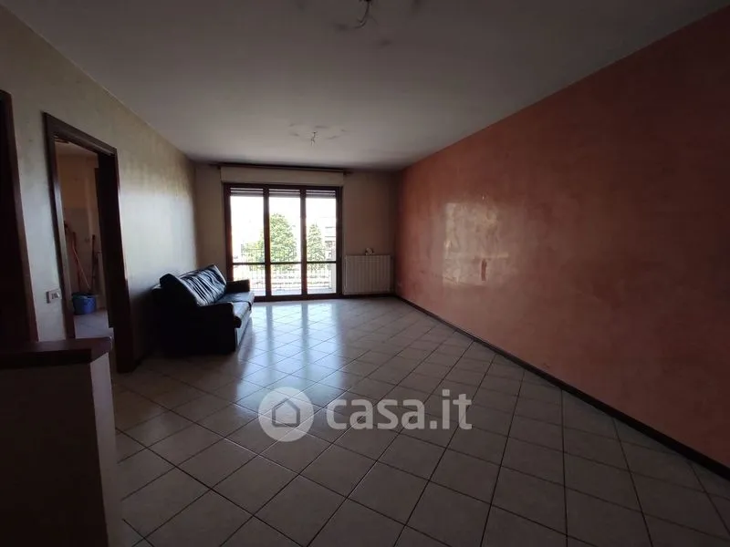 Séjour - Two-Level Apartment with Balcony in Bergamo