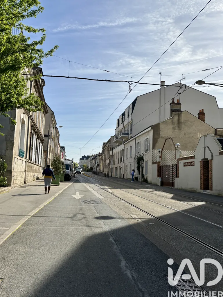 Extérieur - Appartement 2 Pièces avec Balcon au Quartier Madeleine