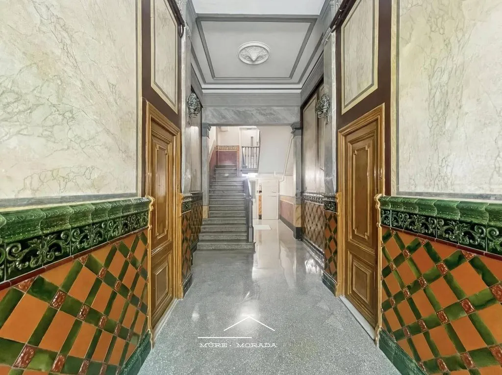 hallway_entrance