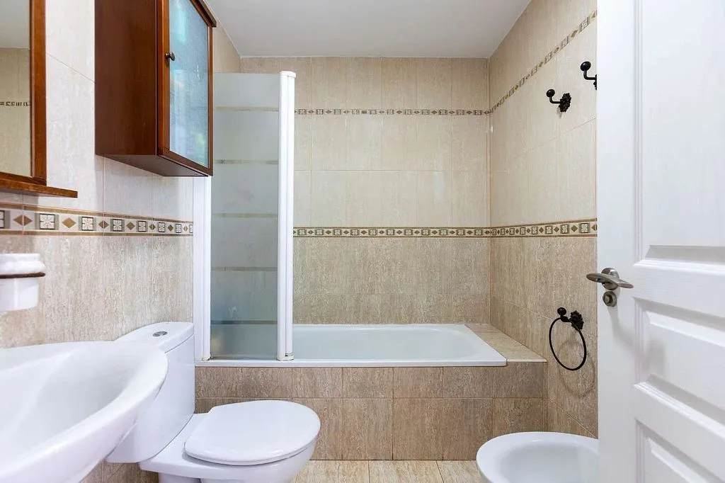 Salles de bain - Terraced Semi-Detached House in Salobreña