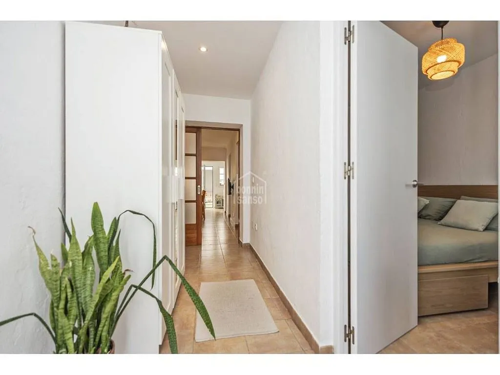 hallway_entrance