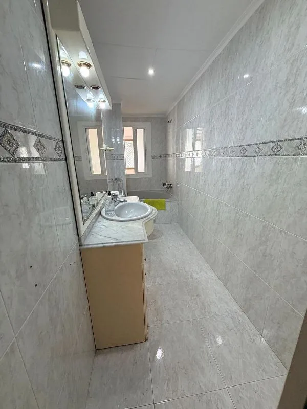 Salles de bain - Ground Floor Flat with 40m² Terrace in Castelldefels