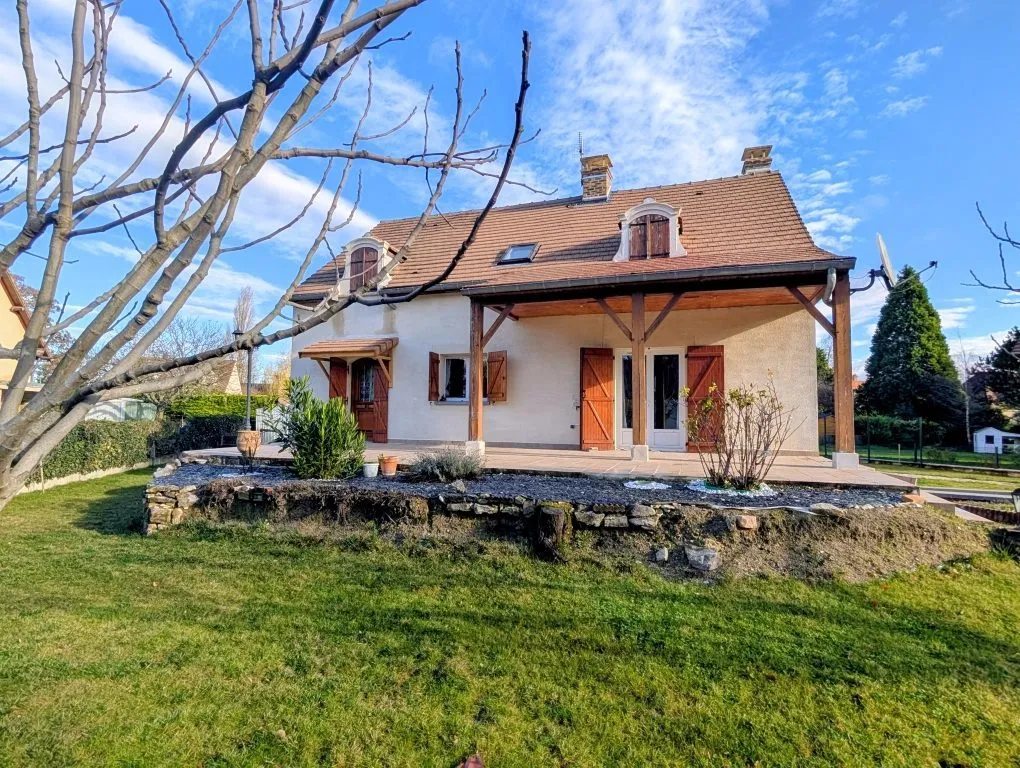 Extérieur - Maison Individuelle au Calme à Gilly-lès-Cîteaux