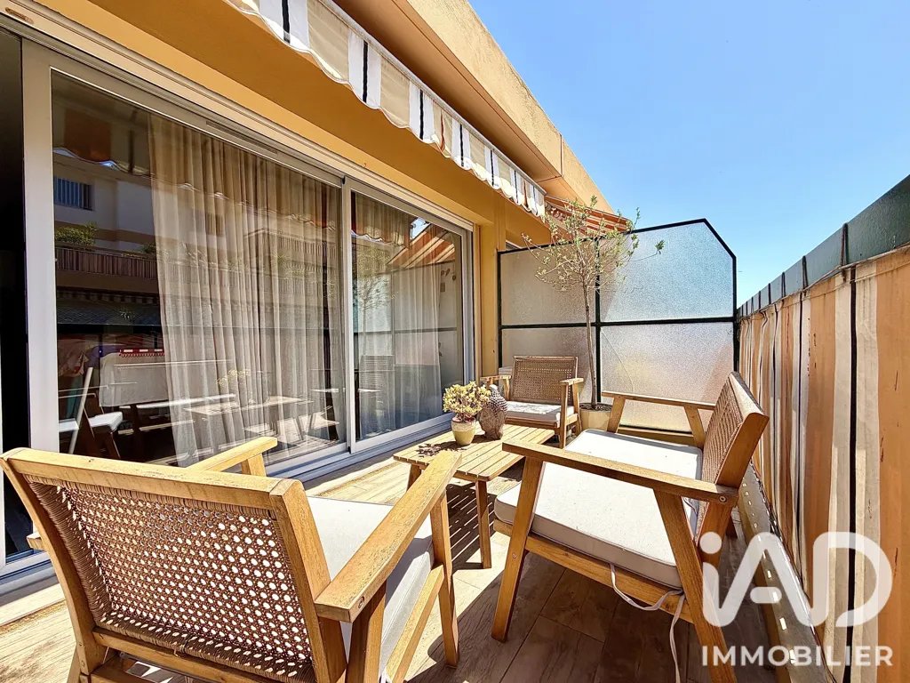 Rõdu - Apartment with Balcony in Nice