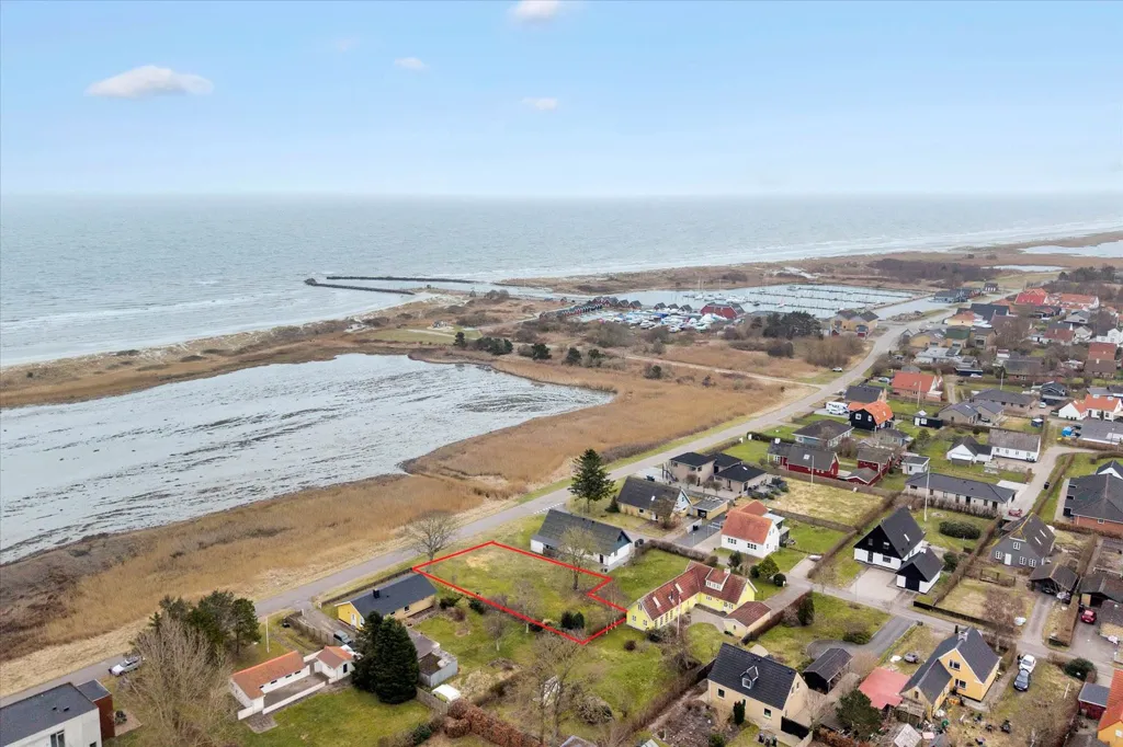 Õhuvaade - Year-Round Plot with 5G Coverage in Hou